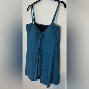 Hilor Women’s Teal Fly Away Tankini Top NWT Size 16